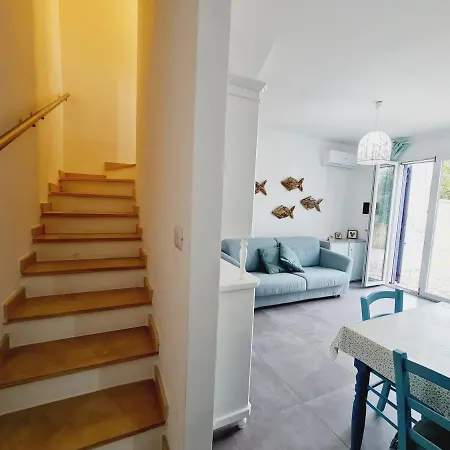 Finn House Apartment Torre Lapillo